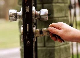 Golden Locksmith Services Paoli, PA 484-268-1747 - 13-Re-Key-Locks