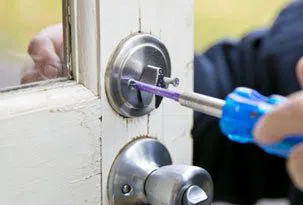 Golden Locksmith Services Paoli, PA 484-268-1747 Golden Locksmith Services Paoli, PA 484-268-1747 - 5-Change-Locks